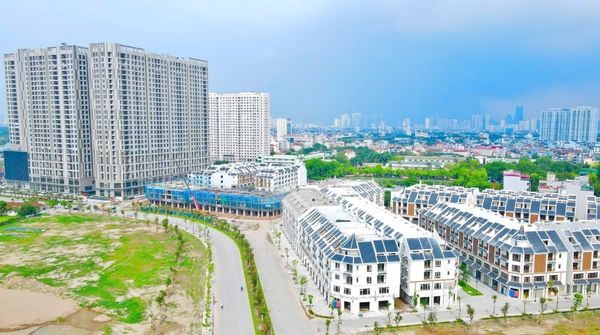 Tiến độ Hinode Royal Park